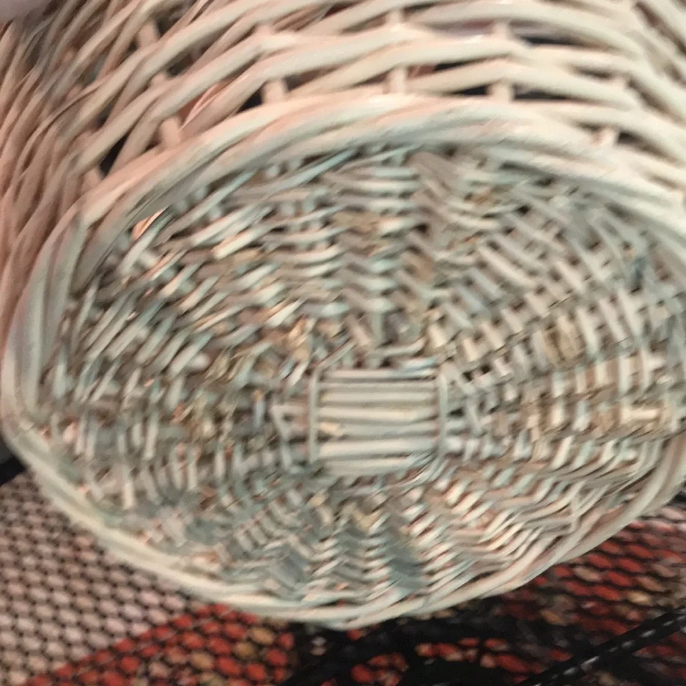 White Basket Large Sturdy Handle